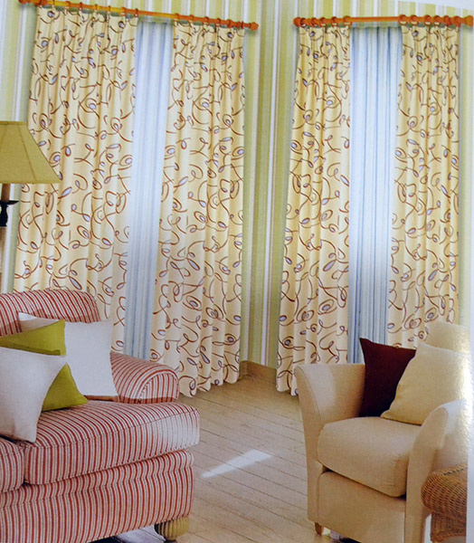 布藝窗簾 家居軟裝的藝術(shù)與實用之美